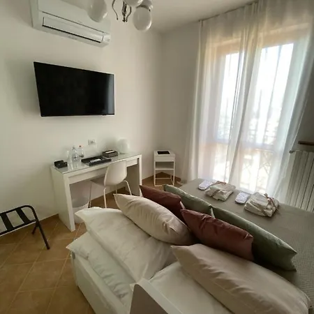 Nonna Felicia Oda ve Kahvaltı 4*