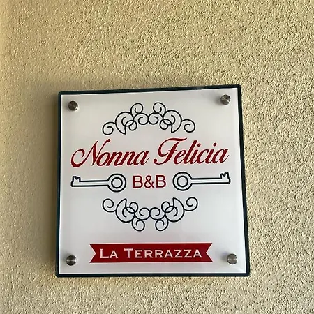 Nonna Felicia Muro Lucano
